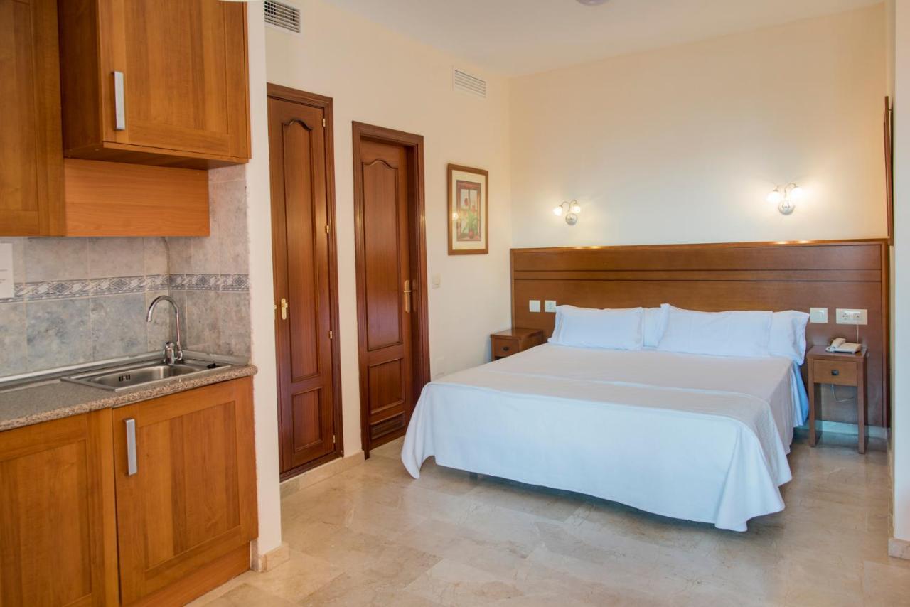 Apartamentos Don Juan Manilva Exteriér fotografie